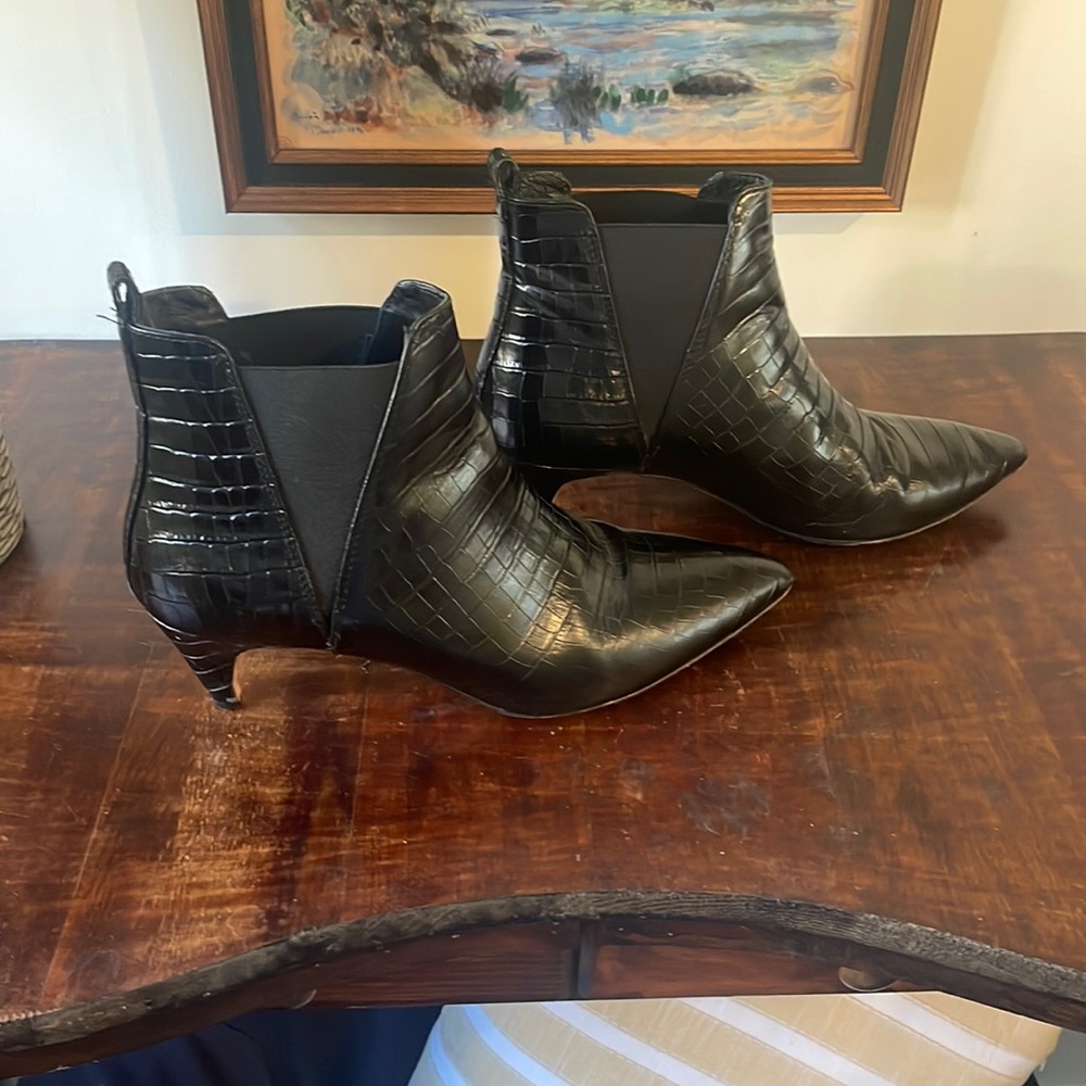 J Crew Women’s Leather Black Croc Chelsea Bootie